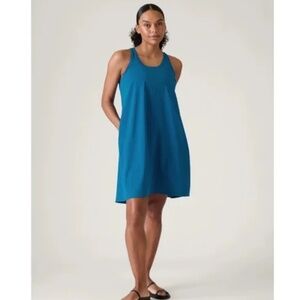 Athleta Presidio Travel Dress sz Large Pockets